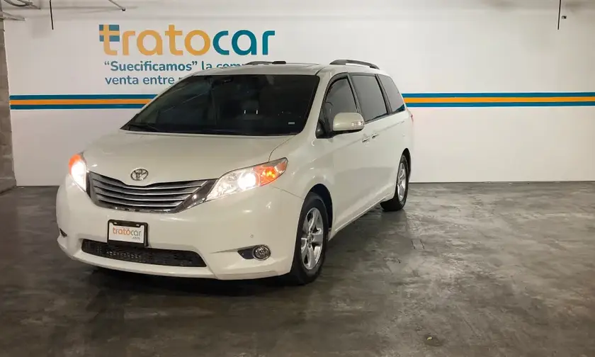 2014 Toyota Sienna