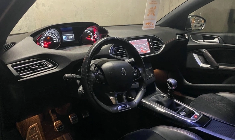2018 Peugeot 308