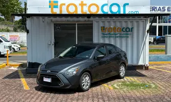 2018 Toyota Yaris R