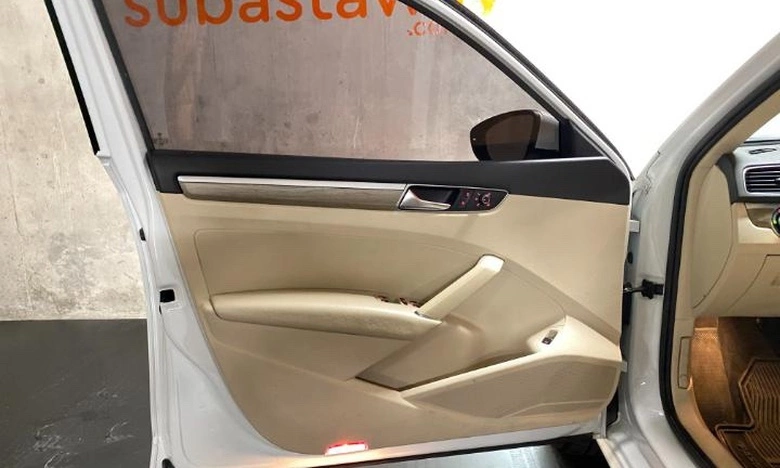 2017 Volkswagen Passat