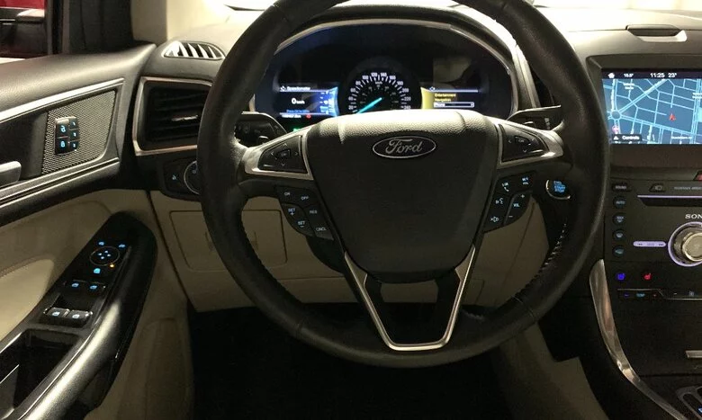 2017 Ford Edge
