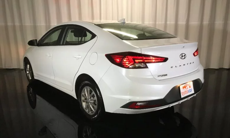 2019 Hyundai Elantra