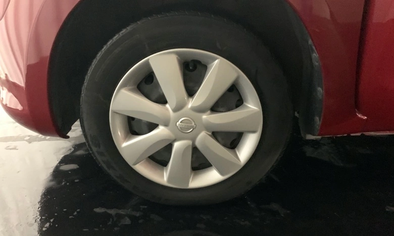 2012 Nissan March