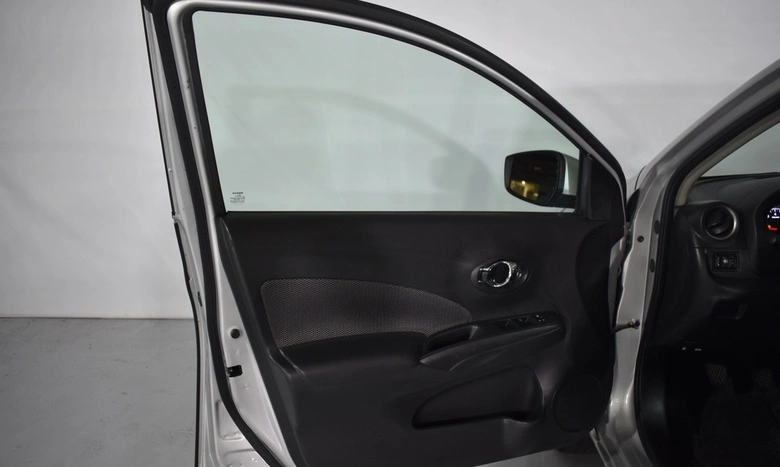 2019 Nissan Versa