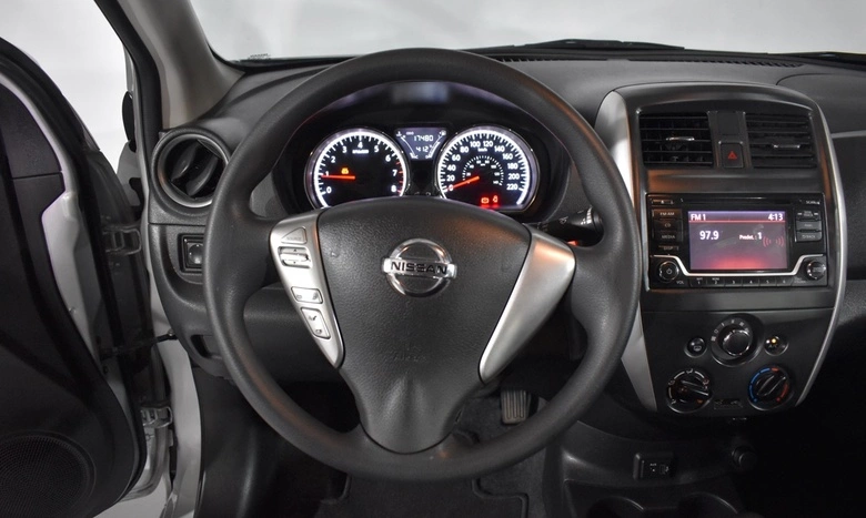 2019 Nissan Versa