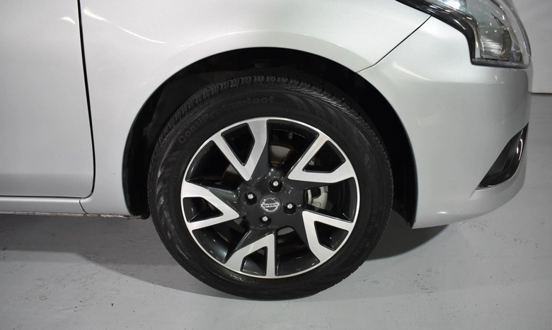 2019 Nissan Versa