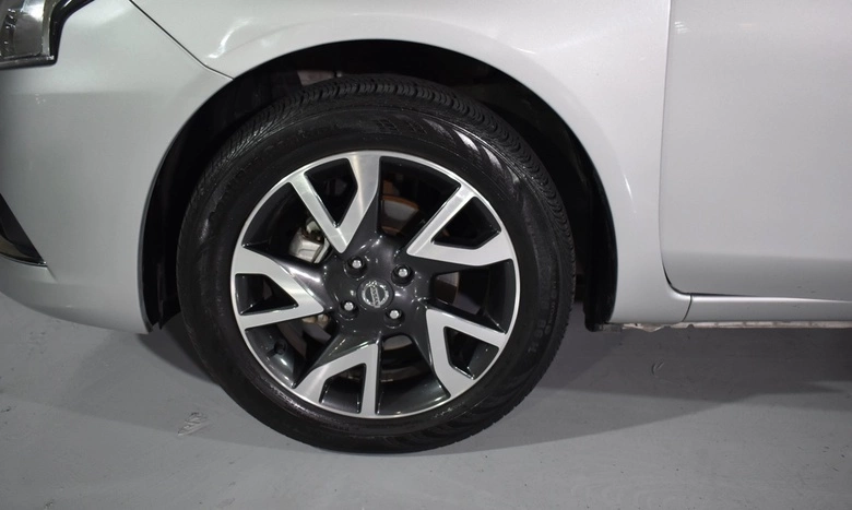 2019 Nissan Versa