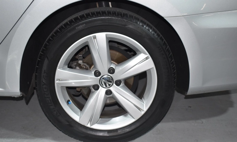 2015 Volkswagen Passat