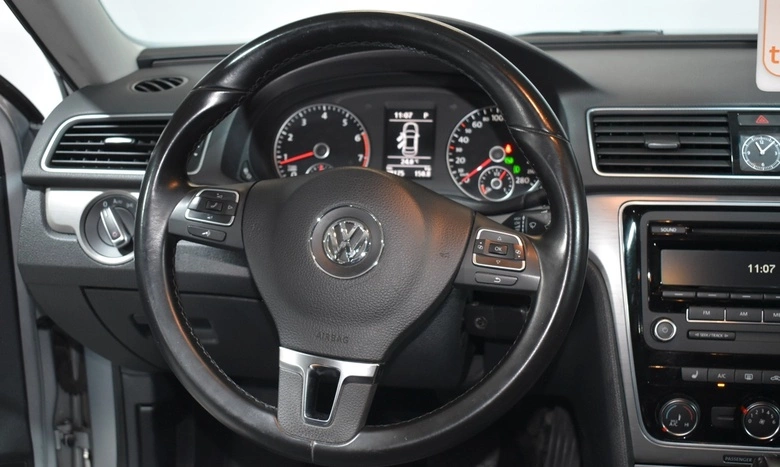2015 Volkswagen Passat