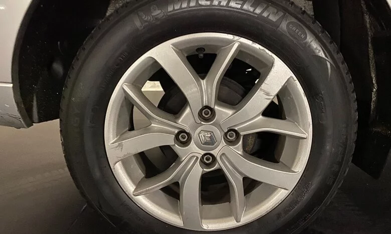 2016 Renault Logan