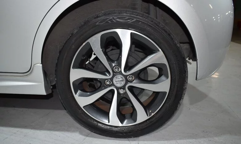 2014 Nissan March