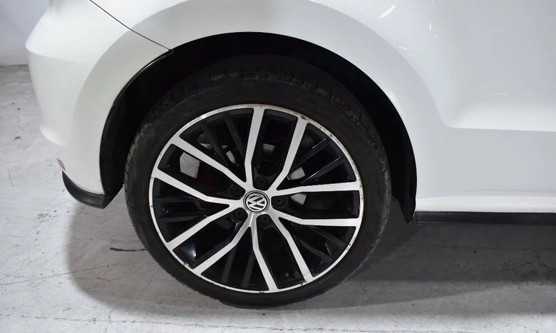 2017 Volkswagen Polo
