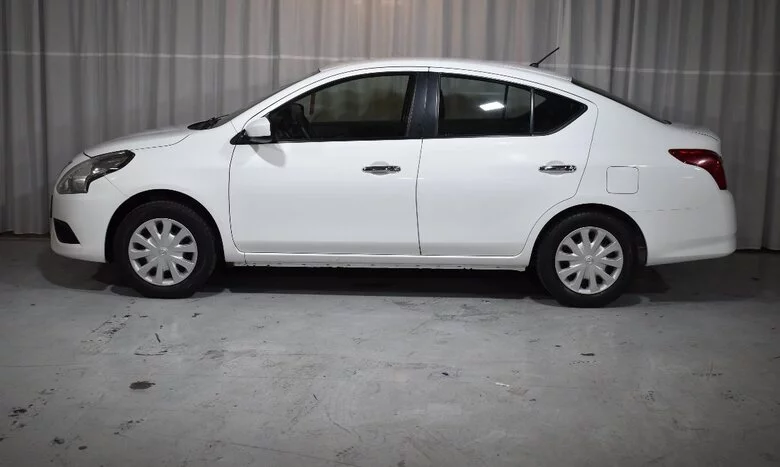 2016 Nissan Versa