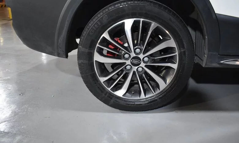 2019 JAC SEI 3