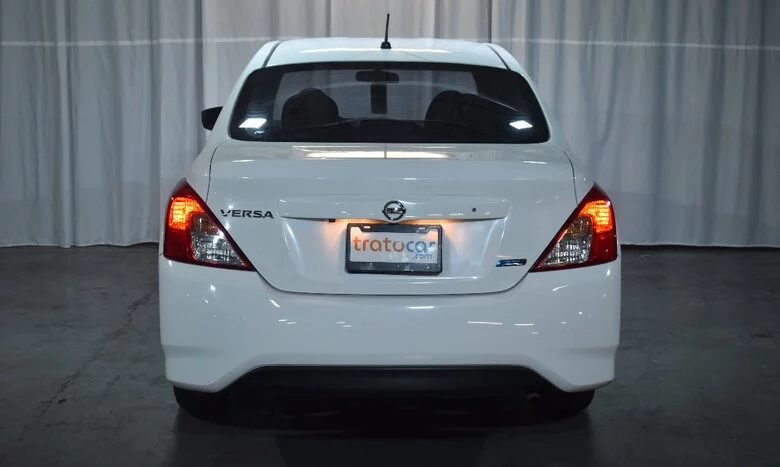 2015 Nissan Versa