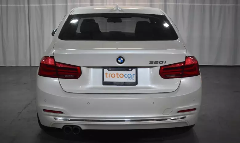 2016 BMW 320iA