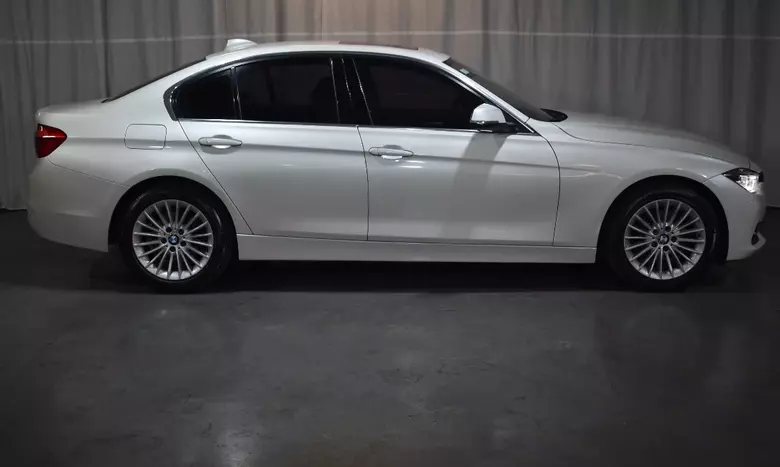2016 BMW 320iA