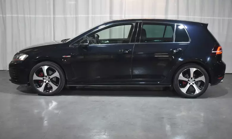 2016 Volkswagen Golf GTI A7