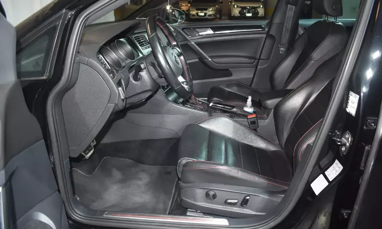 2016 Volkswagen Golf GTI A7