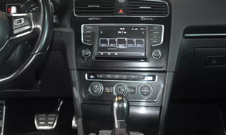 2016 Volkswagen Golf GTI A7