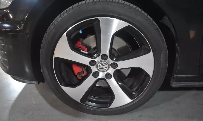 2016 Volkswagen Golf GTI A7